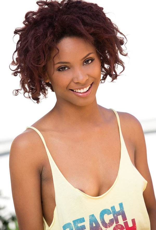 Соня, 19 лет, 2 размер груди