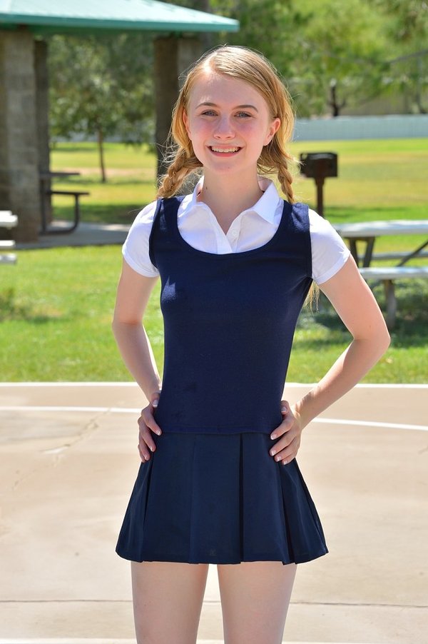 Неночка, 26 лет, 0 размер груди